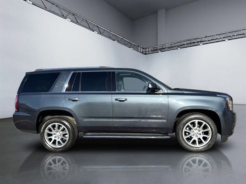 Used 2019 GMC Yukon Denali image 3
