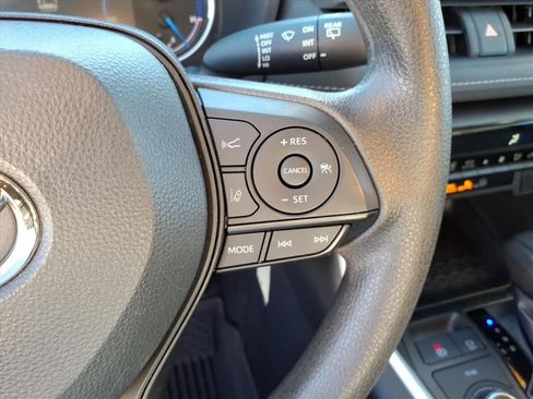 Certified 2024 Toyota RAV4 LE image 30