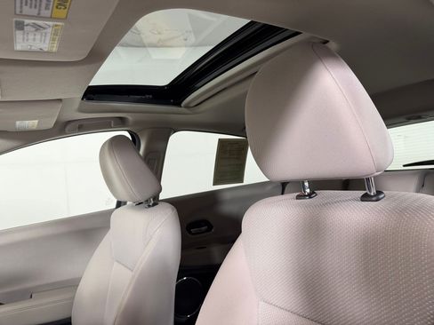 Used 2018 Honda HR-V EX image 23