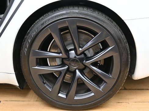 Used 2022 Tesla Model S AWD/4WD image 43