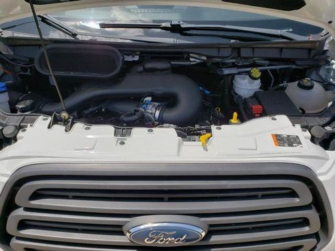 Used 2018 Ford Transit 150 130 Low Roof RWD image 26