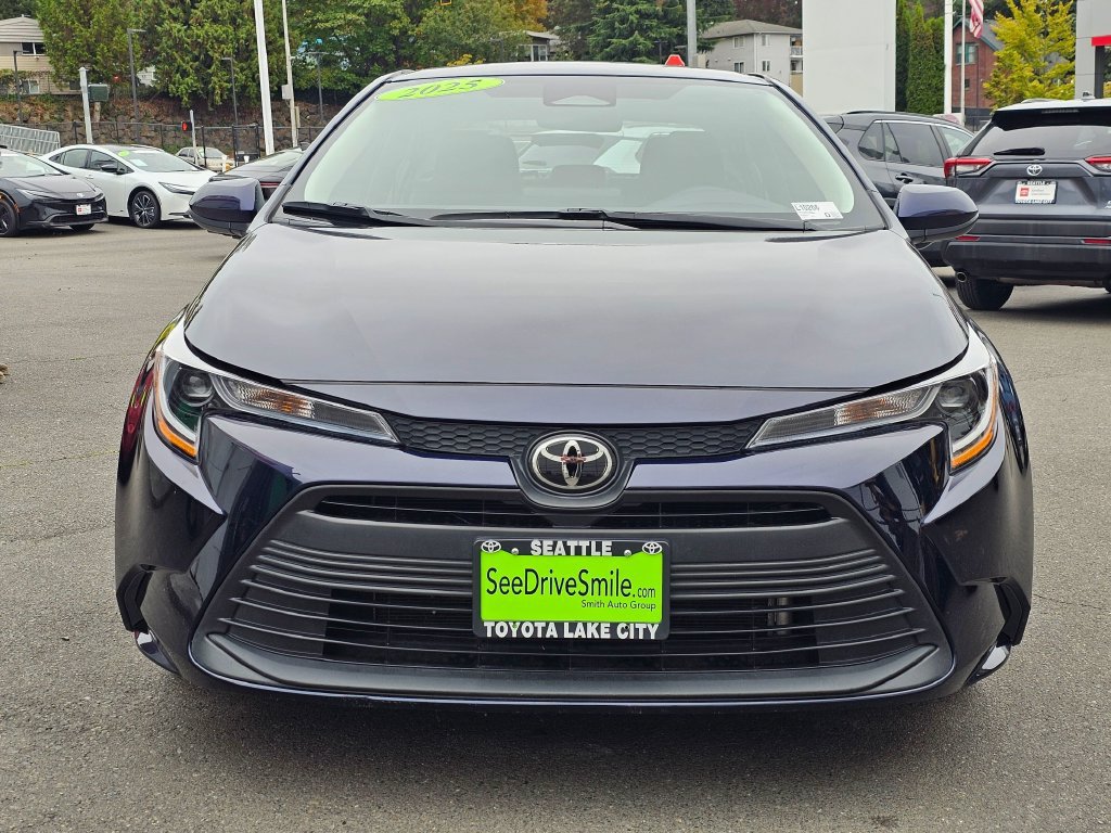 Certified 2025 Toyota Corolla LE FWD image 2