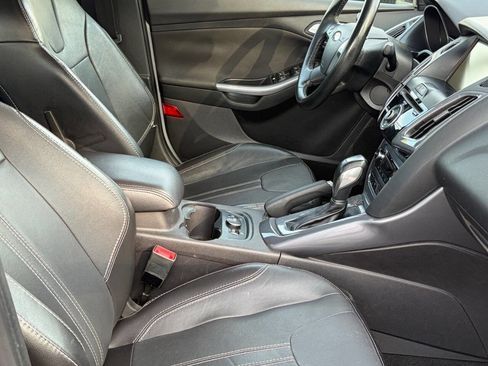 Used 2014 Ford Focus Titanium image 21