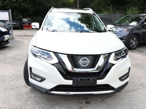 Used 2017 Nissan Rogue SL w/ SL Premium Package AWD/4WD image 3