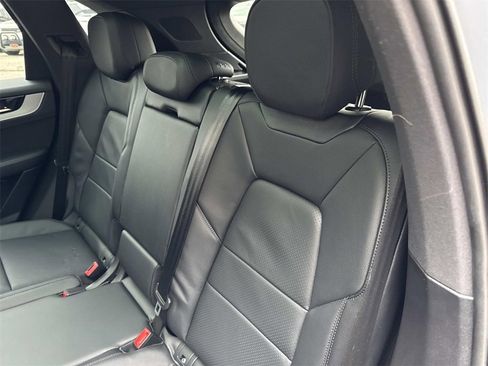 Used 2024 Porsche Cayenne image 14