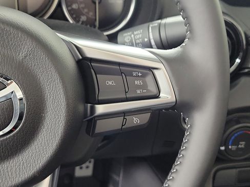 New 2026 MAZDA MX-5 Miata Club w/ Interior Package RWD image 16