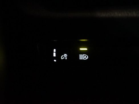 Certified 2024 Toyota RAV4 XLE w/ Convenience Package FWD image 24