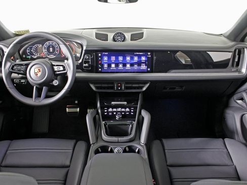 New 2026 Porsche Cayenne S image 20