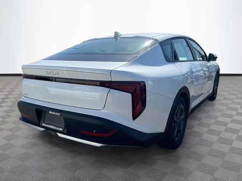 New 2026 Kia K4 LXS image 6