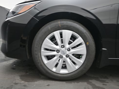 New 2025 Nissan Sentra S image 9