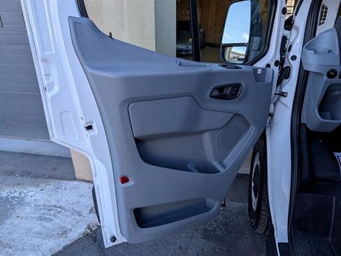 Used 2019 Ford Transit 150 XL image 18