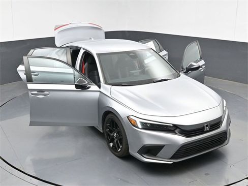 Used 2023 Honda Civic Sport image 48