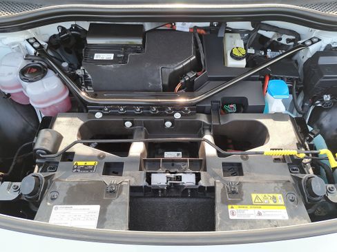 Used 2021 Volkswagen ID.4 Pro RWD image 30