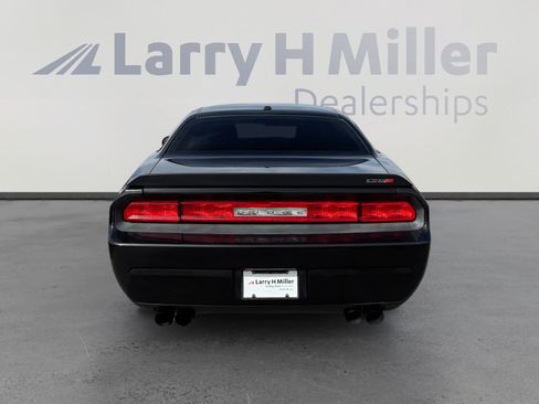 Used 2009 Dodge Challenger SRT8 w/ SRT Option Group II image 4