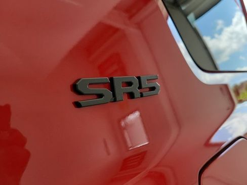 Used 2025 Toyota 4Runner SR5 RWD image 12