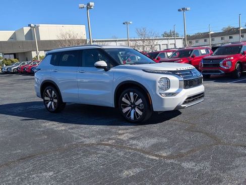 New 2026 Mitsubishi Outlander SEL FWD image 4