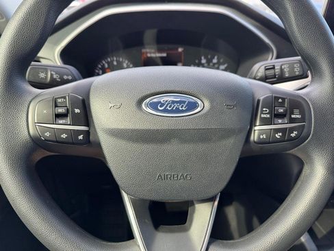 Used 2022 Ford Escape SE image 19