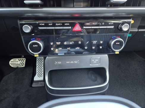 New 2026 Hyundai Ioniq 9 Calligraphy image 21