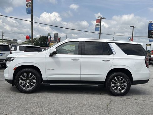 Used 2022 Chevrolet Tahoe LT w/ Luxury Package AWD/4WD image 23