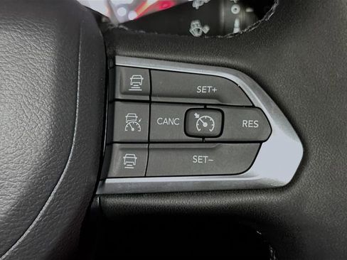 New 2026 Jeep Compass Limited image 28