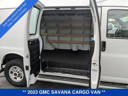 Certified 2023 GMC Savana 2500 w/ Driver Convenience Package image 27