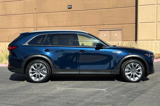 New 2026 MAZDA CX-90 3.3 Turbo w/ Preferred Package AWD/4WD image 3