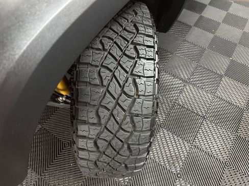 Used 2024 Chevrolet Colorado ZR2 w/ ZR2 Convenience Package III image 36