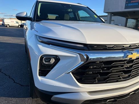 Used 2025 Chevrolet TrailBlazer LT image 30