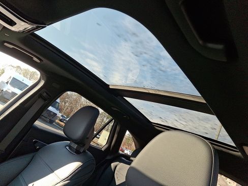 New 2026 Mercedes-Benz GLC 300 4MATIC image 9