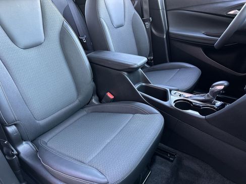 Used 2023 Buick Encore GX Select w/ Sport Touring Package image 28