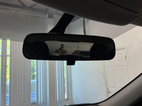 Used 2015 Nissan Rogue S AWD/4WD image 35