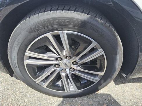 Used 2025 Cadillac Lyriq Luxury RWD image 23