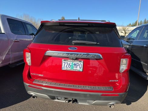Used 2021 Ford Explorer Limited w/ Equipment Group 301A image 5