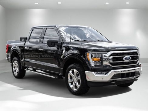 Used 2021 Ford F150 XLT w/ Equipment Group 302A High AWD/4WD image 5