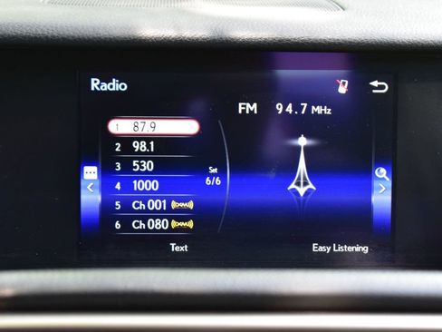 Used 2016 Lexus IS 200t RWD image 31