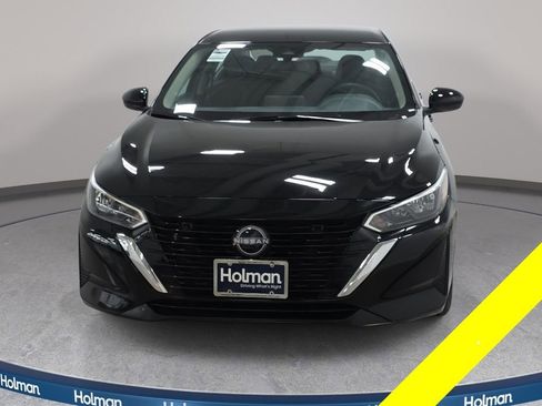 Used 2024 Nissan Sentra SV FWD image 3
