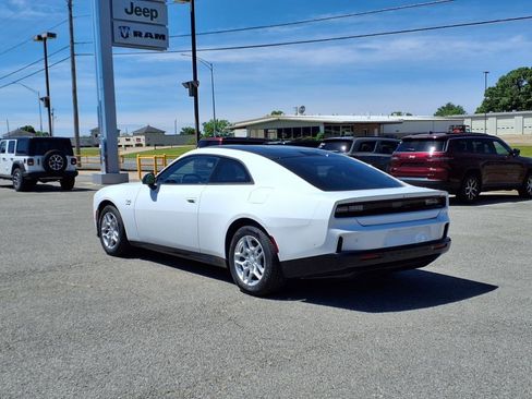 New 2025 Dodge Charger R/T w/ Quick Order Package 25M R/T image 2