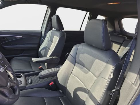 Certified 2023 Honda Passport EX-L image 10