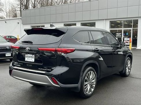 Certified 2021 Toyota Highlander Platinum image 6