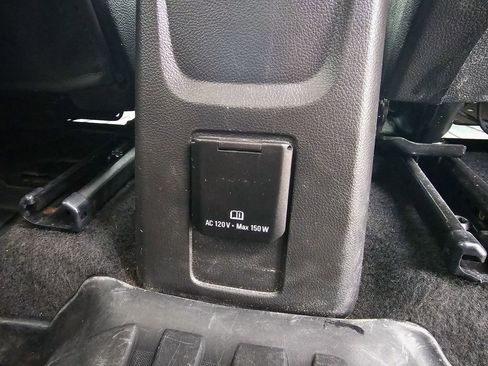 Used 2018 Buick Encore Preferred image 38