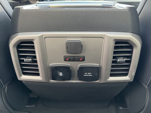 Used 2022 Ford F350 Lariat w/ Lariat Ultimate Package image 33