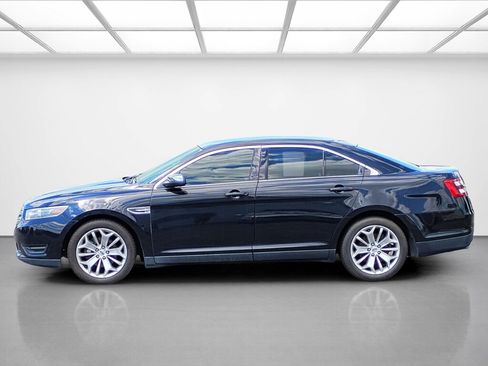 Used 2017 Ford Taurus Limited FWD image 2