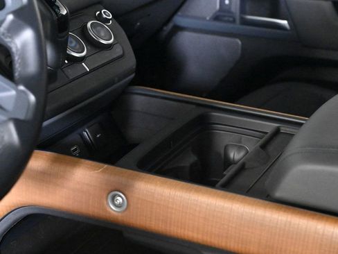 Used 2023 Land Rover Defender 110 X image 22