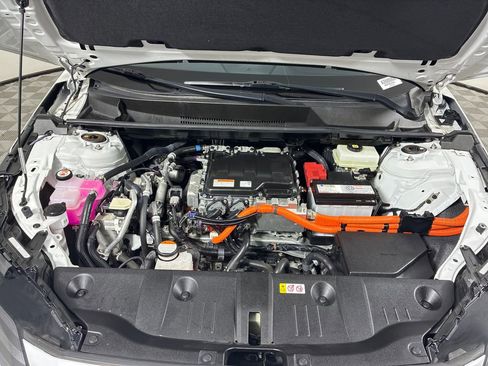 Used 2023 Subaru Solterra AWD image 7