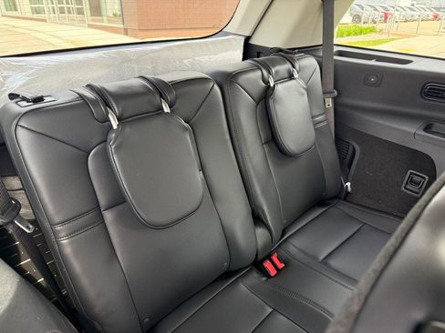 New 2025 Lincoln Aviator AWD w/ Equipment Group 101A image 8