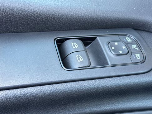 New 2025 Mercedes-Benz Sprinter 2500 image 13