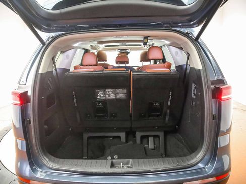 Used 2024 Kia Carnival SX Prestige FWD image 27