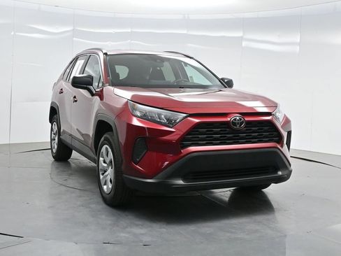 Used 2021 Toyota RAV4 LE w/ Carpet Mat Package (TMS) FWD image 55