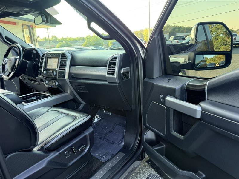 Used 2018 Ford F250 Platinum w/ Platinum Ultimate Package AWD/4WD image 12