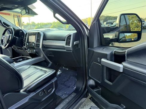 Used 2018 Ford F250 Platinum w/ Platinum Ultimate Package AWD/4WD image 12